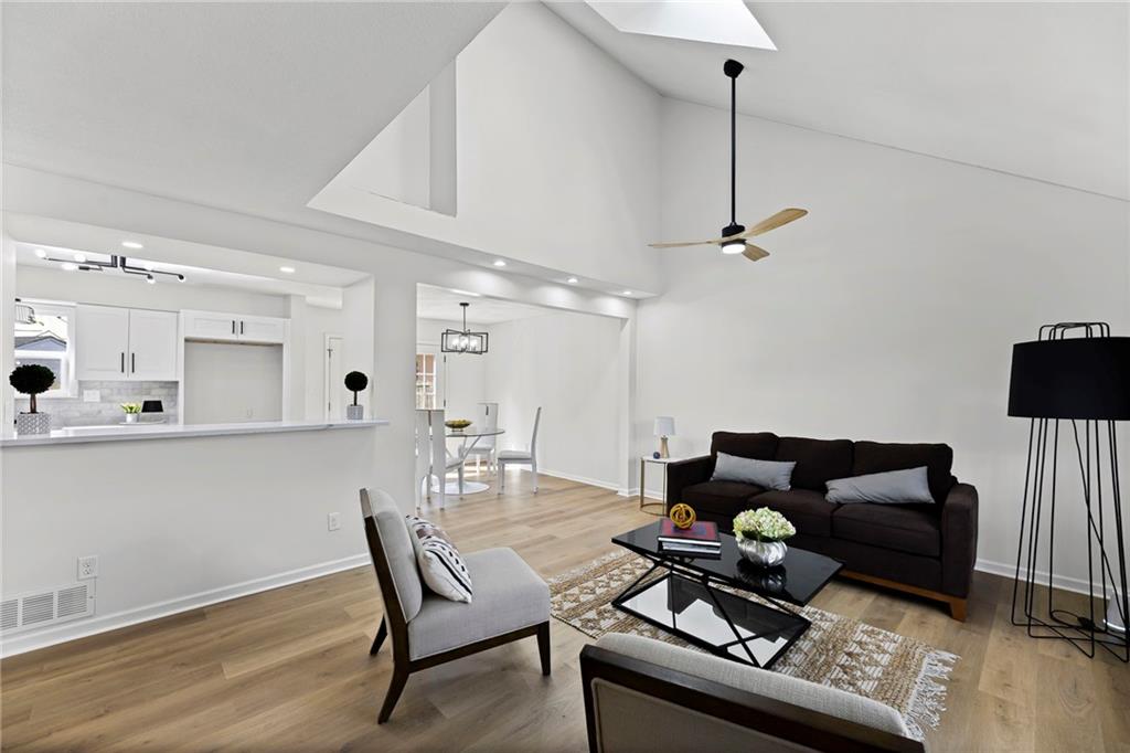 11005  Walnut Creek Drive, Kansas City, MO 64152 | MLS#2579254