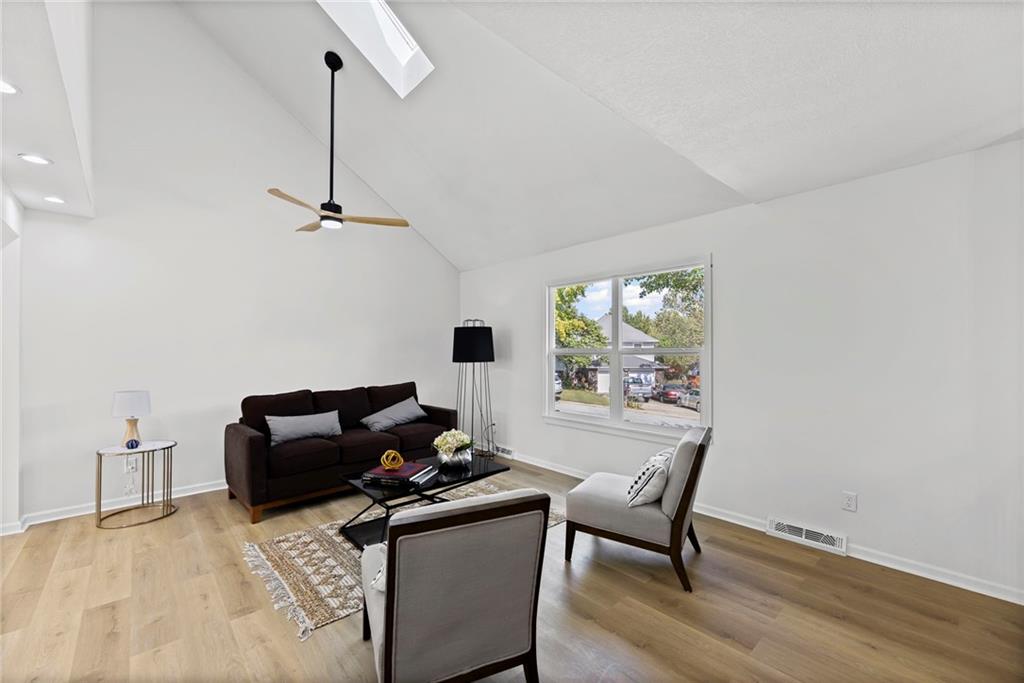 11005  Walnut Creek Drive, Kansas City, MO 64152 | MLS#2579254