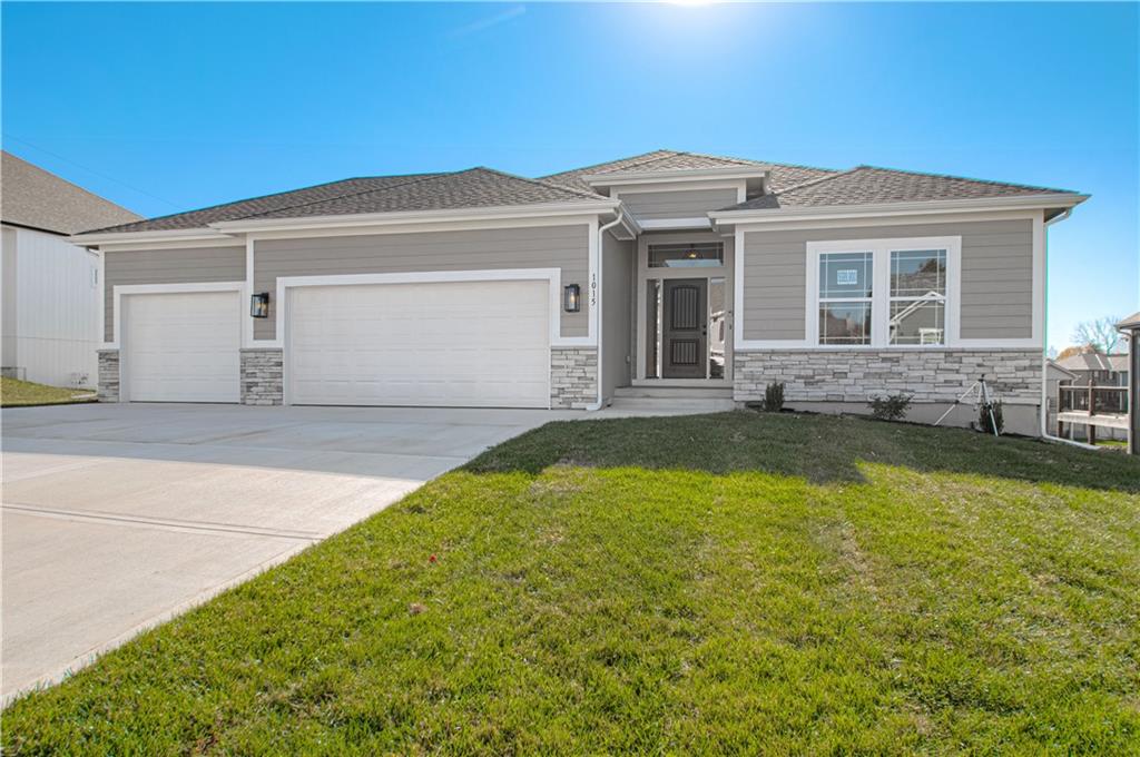 1015  Poplar Lane, Liberty, MO 64068 | MLS#2581659