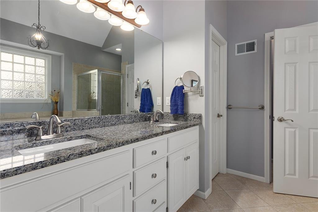 1500 NE 92nd Terrace, Kansas City, MO 64155 | MLS#2582190