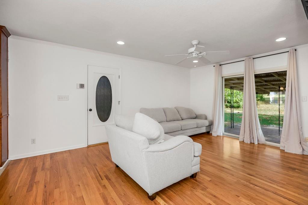 6719 N BELLEFONTAINE Avenue, Gladstone, MO 64119 | MLS#2584274