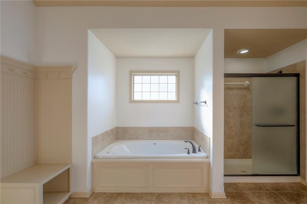 4203 NW 76th Street, Kansas City, MO 64151 | MLS#2584748