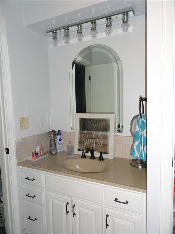 519  Lancelot Drive, Liberty, MO 64068 | MLS#2585068