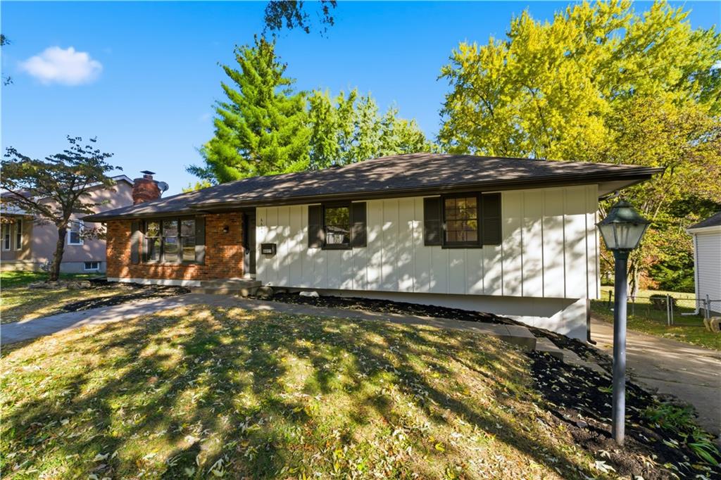 6605 N Agnes Avenue, Gladstone, MO 64119 | MLS#2585214