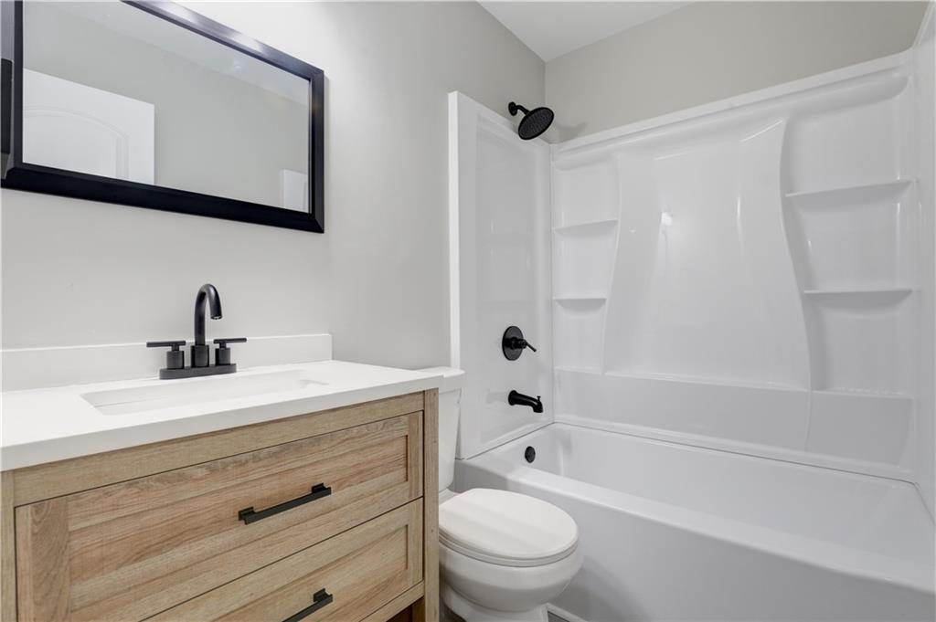 5221 NE 39th Street, Kansas City, MO 64117 | MLS#2585441