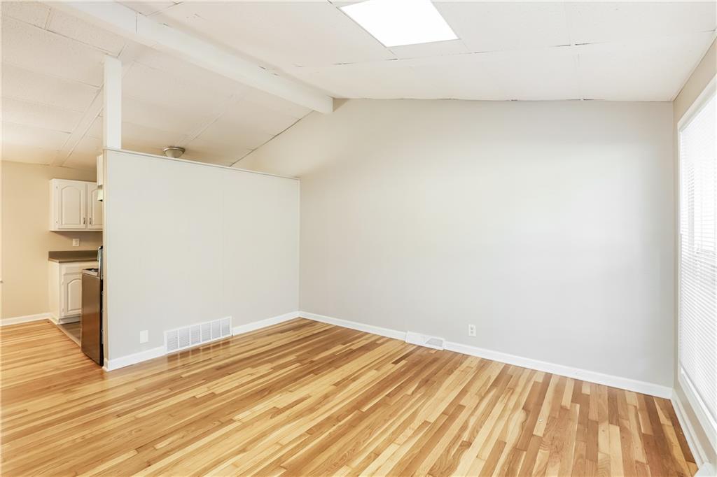 915 S Prairie Street, Liberty, MO 64068 | MLS#2586984