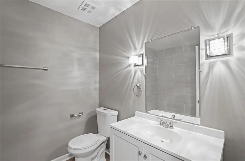 7640 NW Milrey Drive, Kansas City, MO 64152 | MLS#2587198