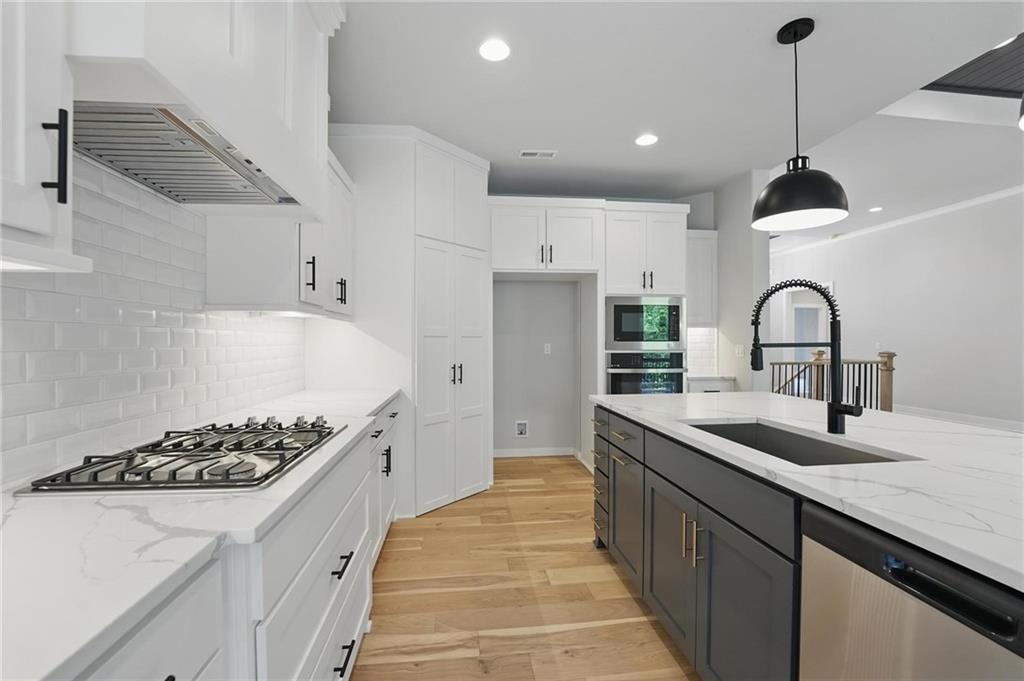 1406 NW 106th Terrace, Kansas City, MO 64155 | MLS#2587316