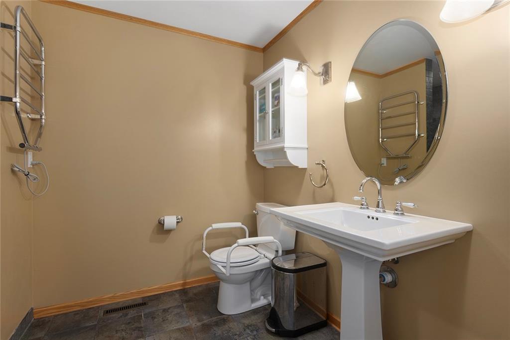 301 NE 103rd Street, Kansas City, MO 64155 | MLS#2588011