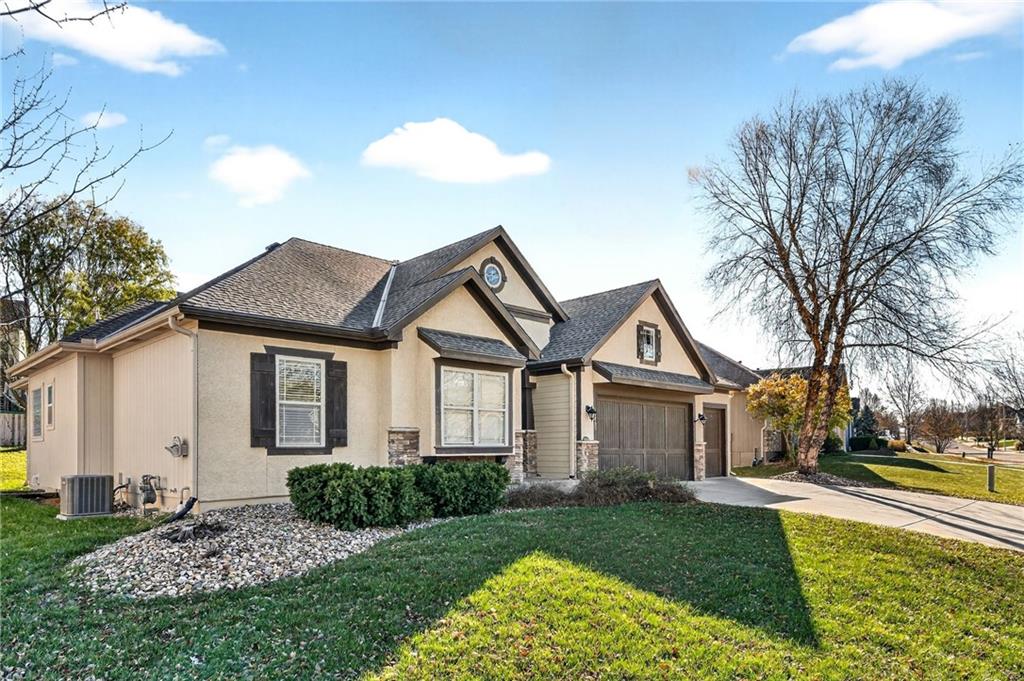 9003 N St Clair Avenue, Kansas City, MO 64154 | MLS#2588576