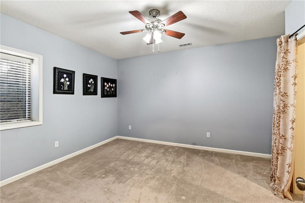 9003 N St Clair Avenue, Kansas City, MO 64154 | MLS#2588576