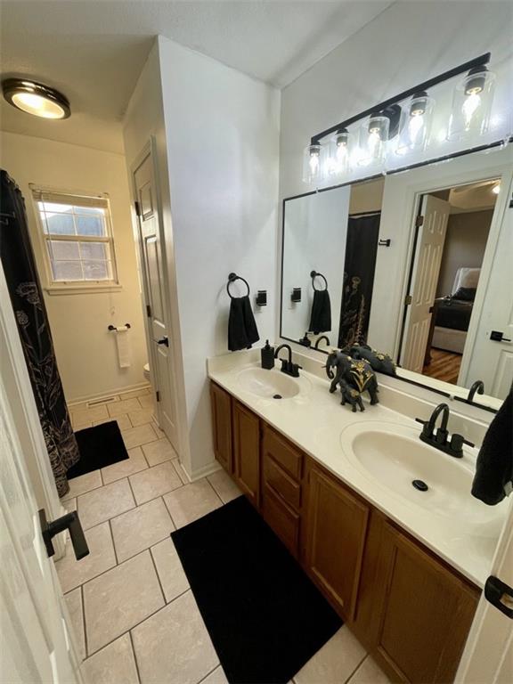 203 NW 112th Terrace, Kansas City, MO 64155 | MLS#2588639