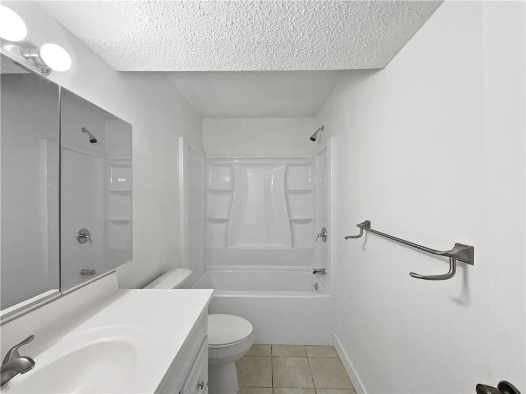 7518  76th Place, Kansas City, MO 64152 | MLS#2589708