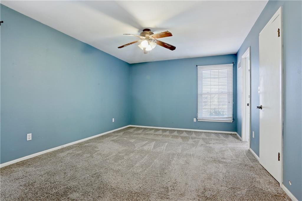 8148 NW Twin Oaks Drive, Kansas City, MO 64151 | MLS#2589873