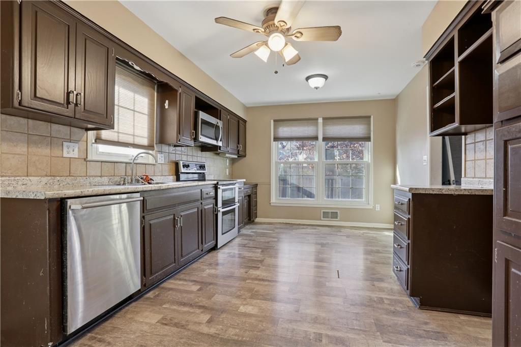 8148 NW Twin Oaks Drive, Kansas City, MO 64151 | MLS#2589873