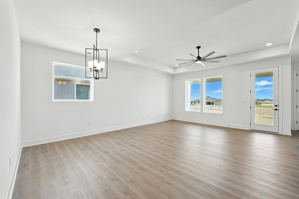 1611 NW 105th Terrace, Kansas City, MO 64155 | MLS#2591247