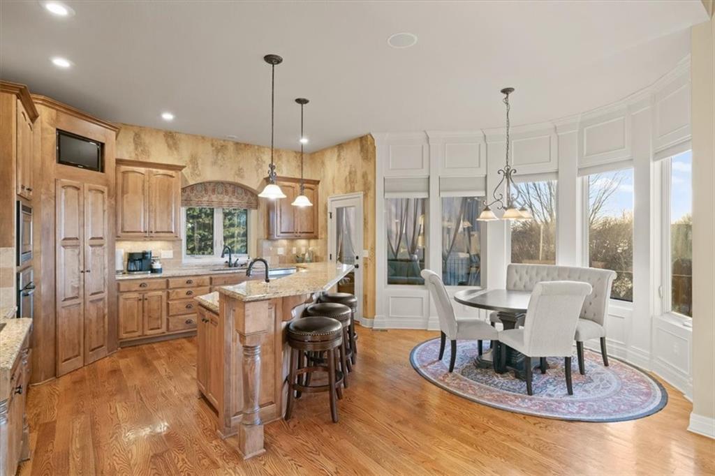 8050 N Caldwell Avenue, Parkville, MO 64152 | MLS#2591634