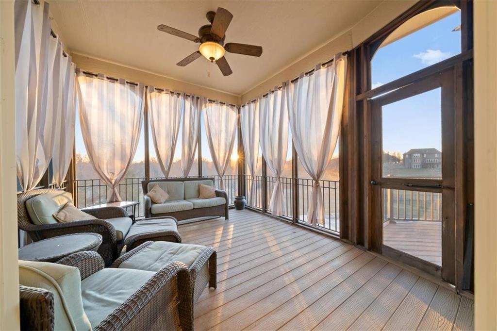 8050 N Caldwell Avenue, Parkville, MO 64152 | MLS#2591634