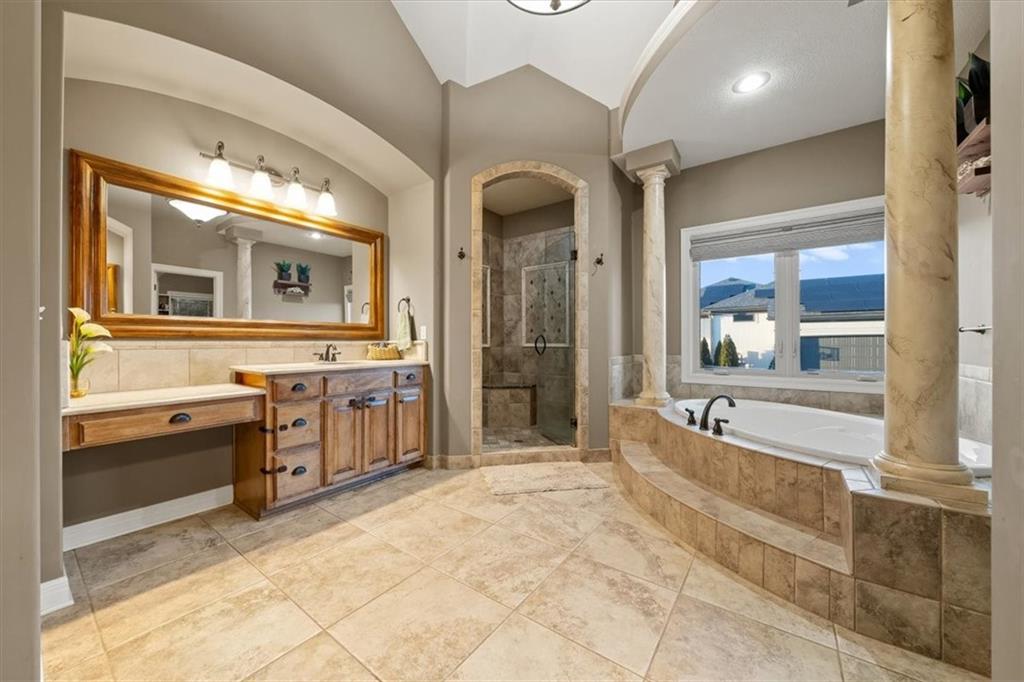 8050 N Caldwell Avenue, Parkville, MO 64152 | MLS#2591634