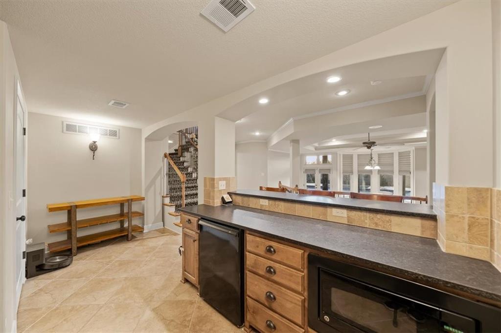 8050 N Caldwell Avenue, Parkville, MO 64152 | MLS#2591634