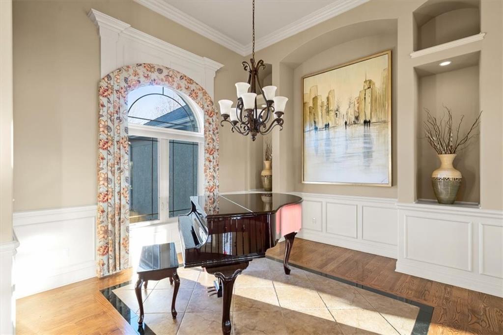 8050 N Caldwell Avenue, Parkville, MO 64152 | MLS#2591634