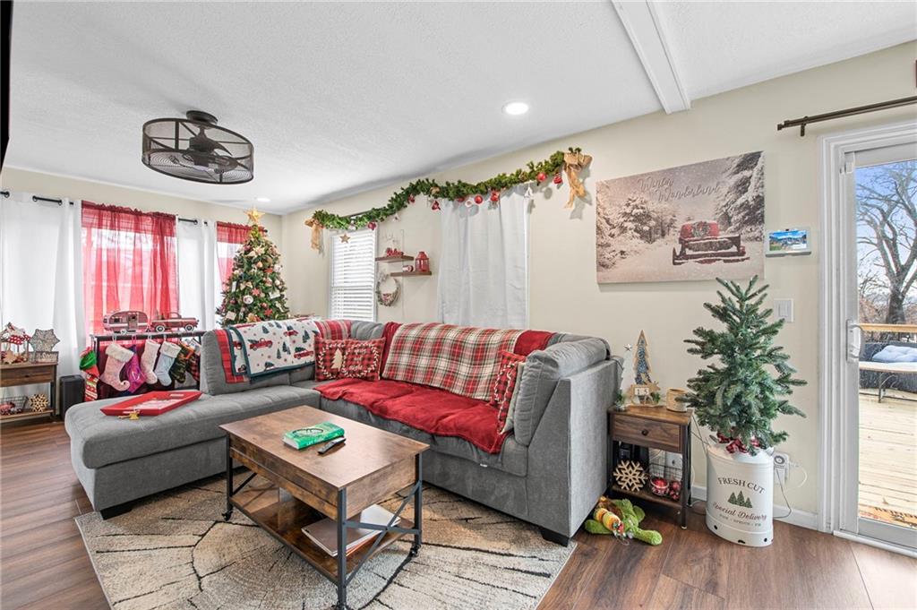 5812 NW PARKDALE Circle, Kansas City, MO 64151 | MLS#2591872