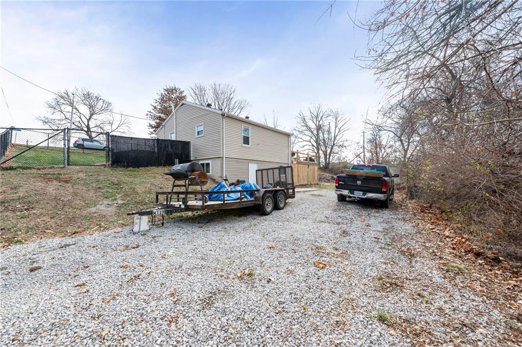 5812 NW PARKDALE Circle, Kansas City, MO 64151 | MLS#2591872