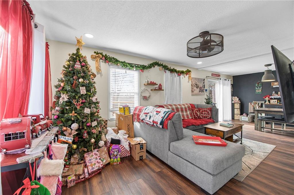 5812 NW PARKDALE Circle, Kansas City, MO 64151 | MLS#2591872