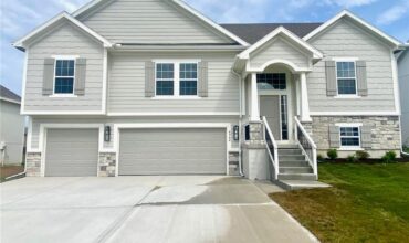 1026  Jasmine Drive, Liberty, MO 64068 | MLS#2591915