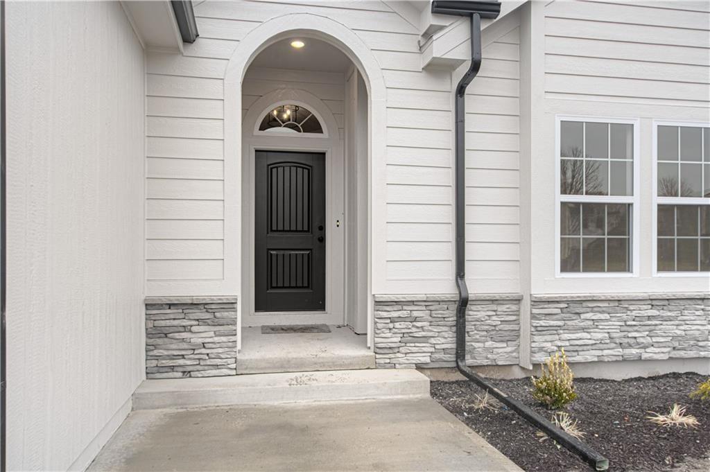 623 E 13th Street, Kearney, MO 64060 | MLS#2592497