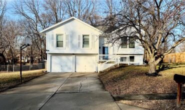 7904  Little Lane, Pleasant Valley, MO 64068 | MLS#2593049