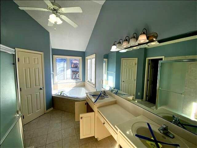 1172  WHITE OAK Lane, Liberty, MO 64068 | MLS#2593108