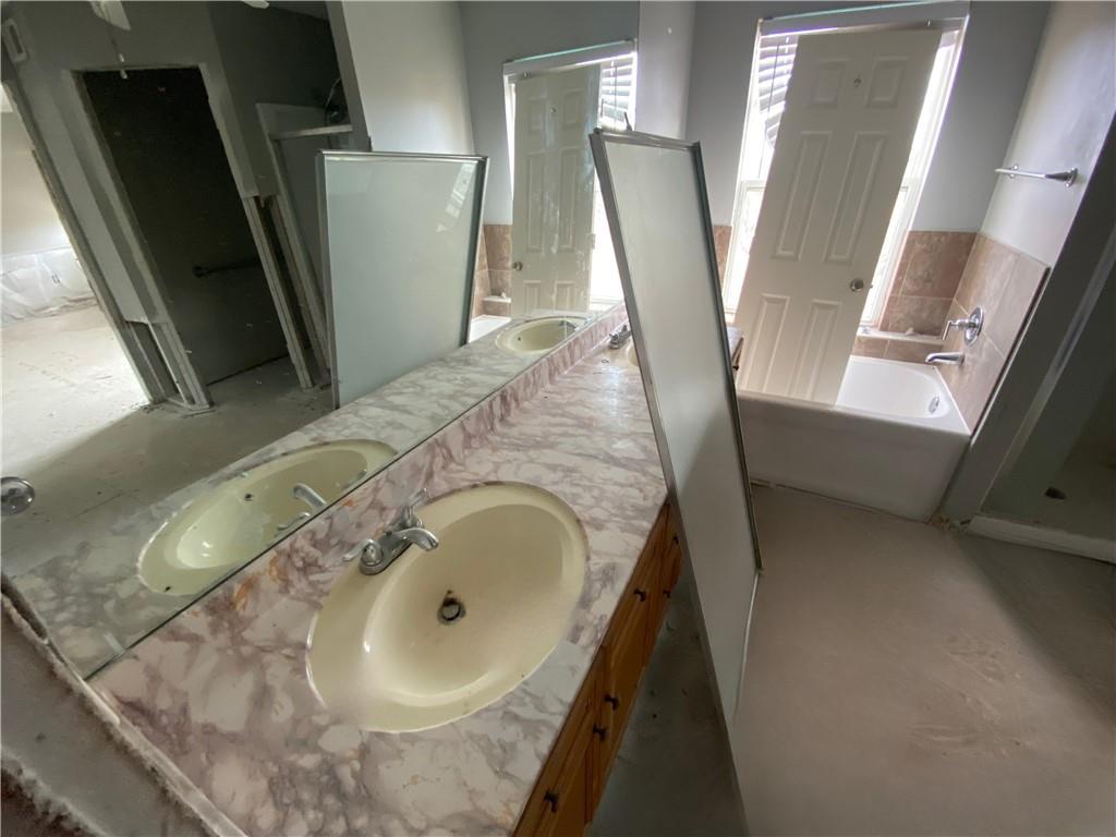 8547 N Robinhood Avenue, Kansas City, MO 64154 | MLS#2593256