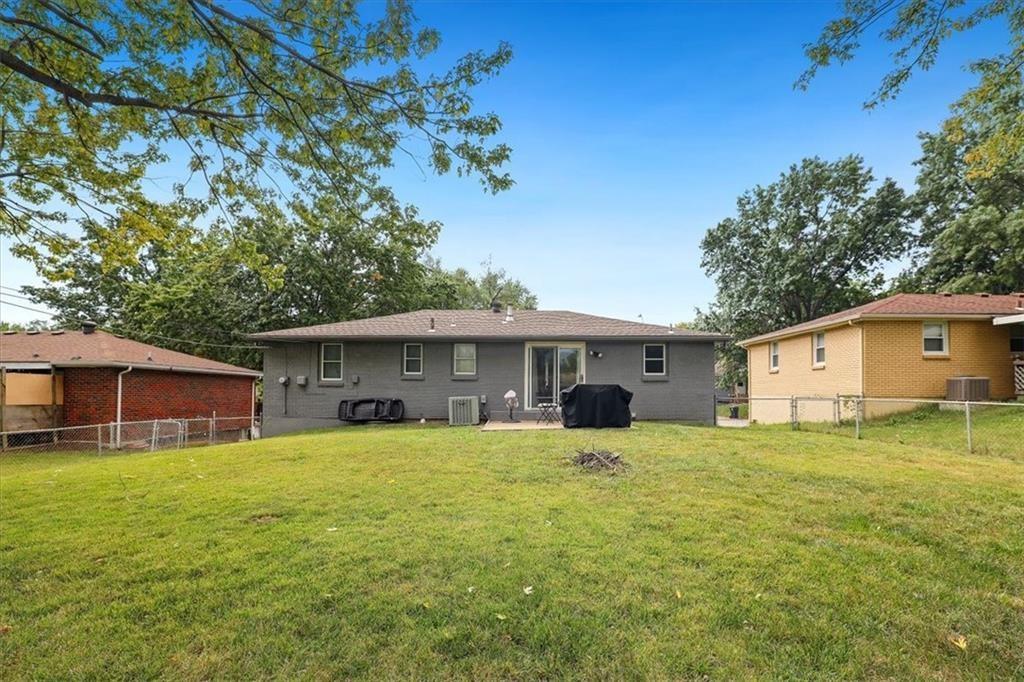 520 NW 88th Terrace, Kansas City, MO 64155 | MLS#2594308